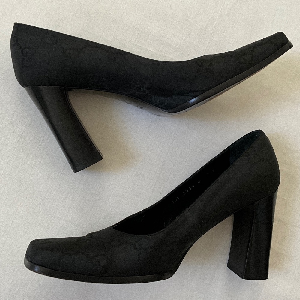 GUCCI Classic Monogram Canvas Pumps Size 9 Black - Picture 4 of 12